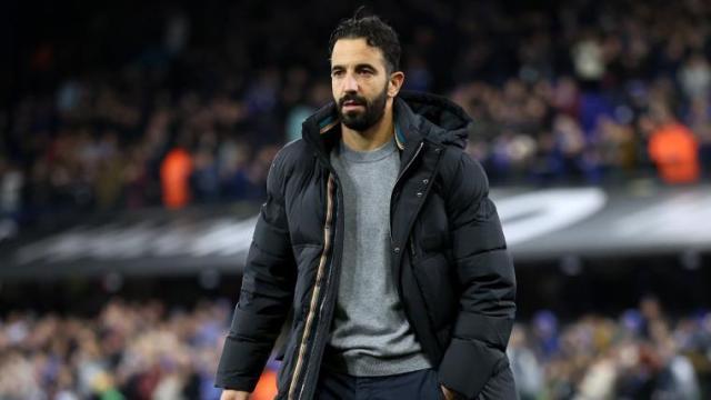 1732491779245030952.jpg amorim.jpg